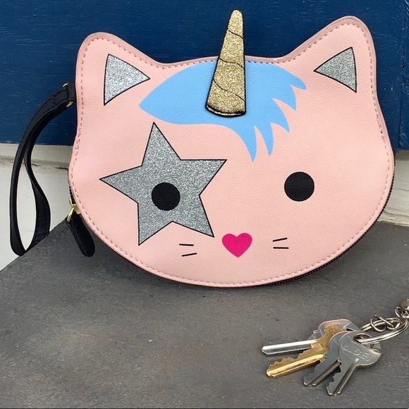 Betsey Johnson Handbags - 🦄 Betsey Johnson 🦄 Unicorn Kitty Wristlet